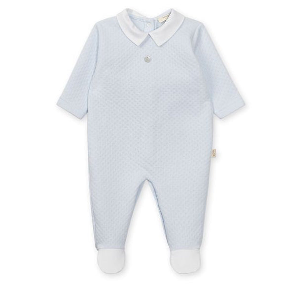Baby Gi lichtblauw boxpakje met klassieke kraag, ajourpatroon en voetjes voor baby's.