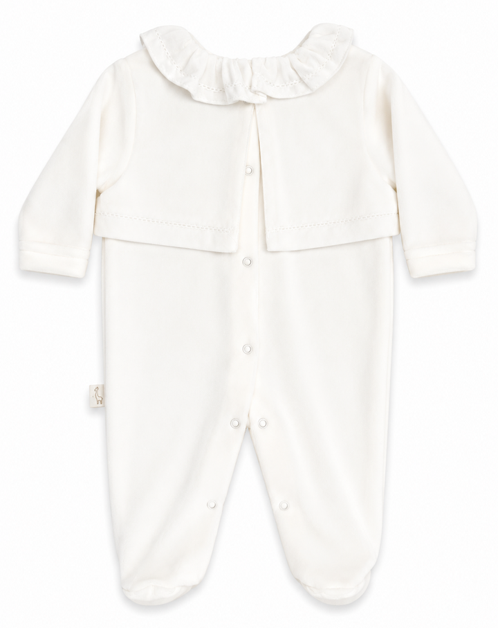 Achterzijde van Baby Gi offwhite velours boxpakje met kraag, drukknoopsluiting op de rug en voetjes.