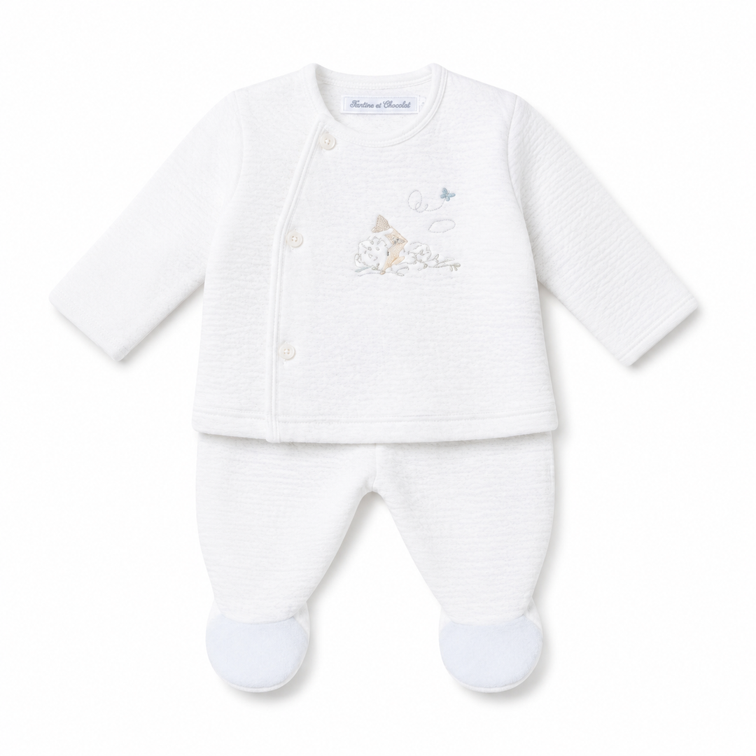 tweedelig lichtblauw babypakje uit de blue garden party collectie van theophile et patachou