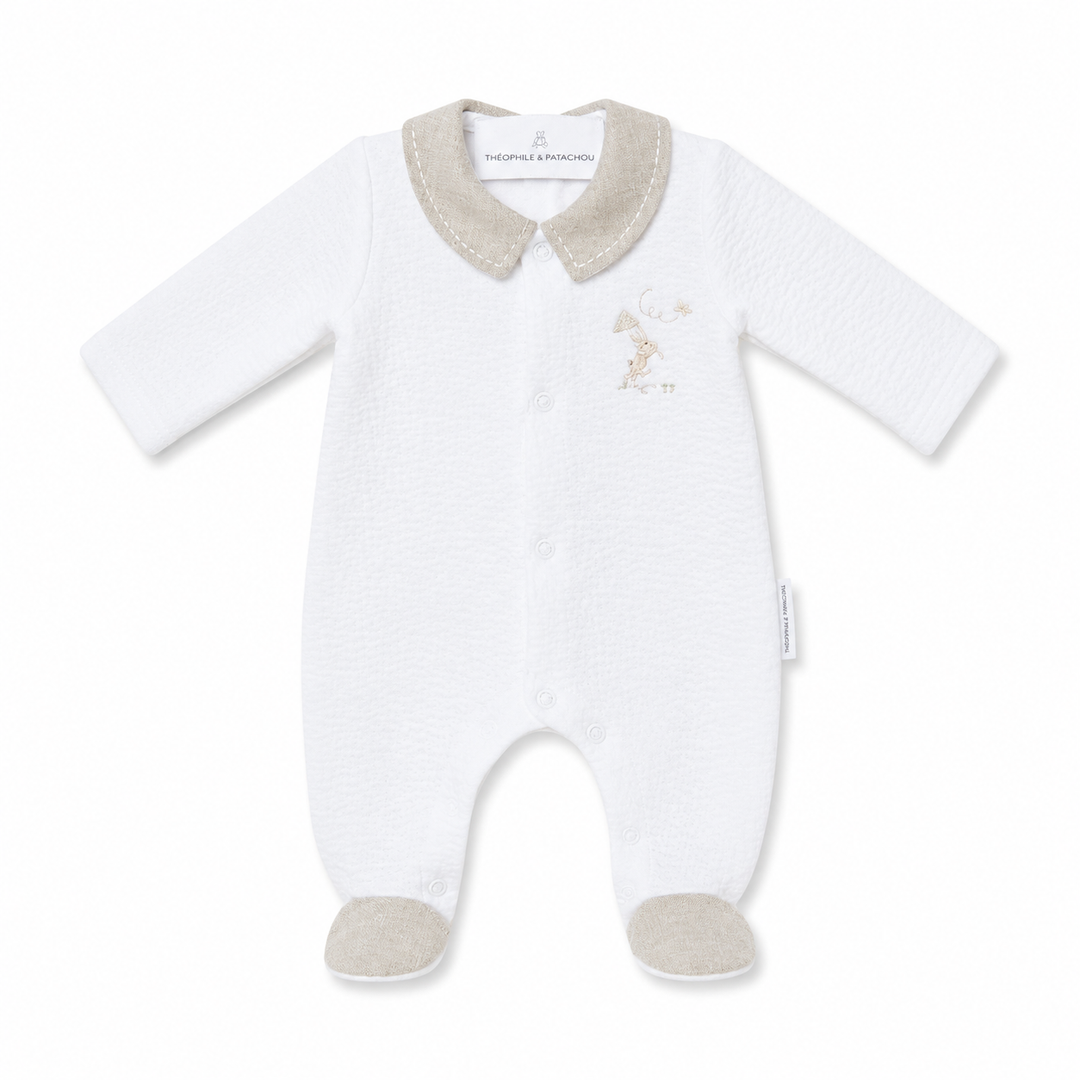 wit gewafeld katoen babypakje met borduring van het merk Theophile et patachou uit de natural garden collectie