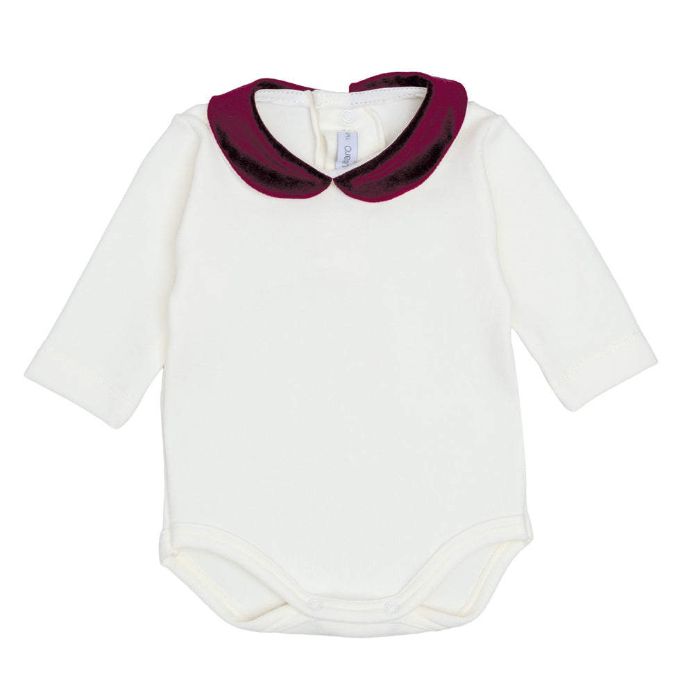 offwhite romper met burgundy Peter pan kraag in velvet