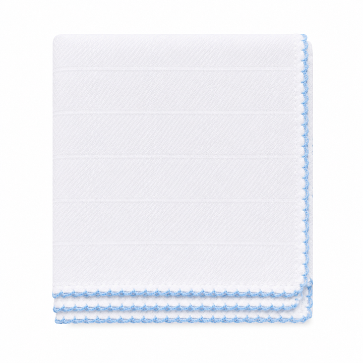Witte tetra hydrofiele doek met lichtblauwe picot