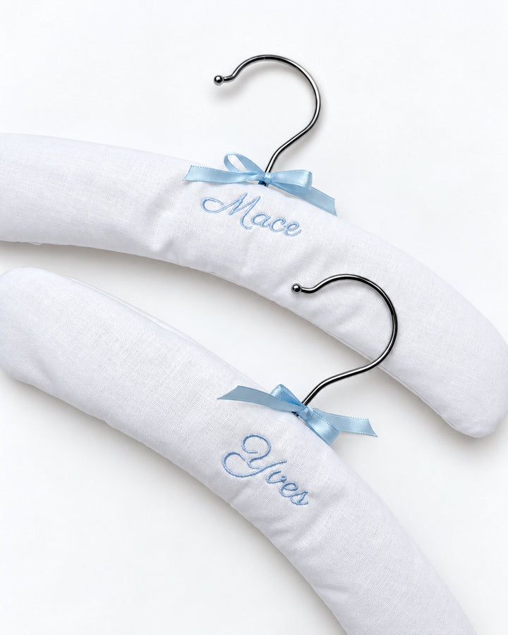 Gepersonaliseerde Babykledinghanger – Handgemaakt in Eigen Atelier | Little Mack