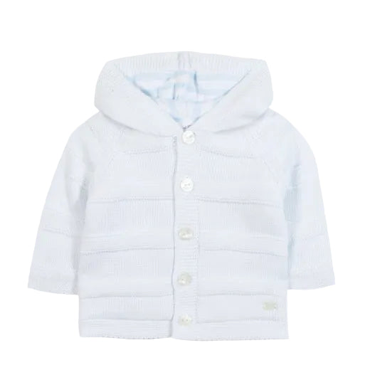 Gebreid babyjasje van Tartine et Chocolat in lichtblauw met capuchon, luxe breisel en gevoerde binnenkant 