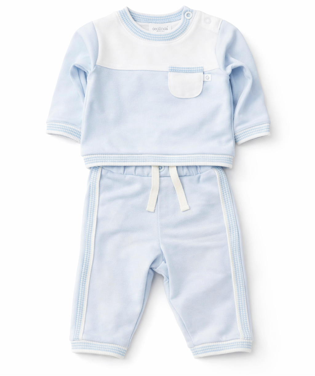 Joggingpak in lichtblauw met wit van baby tot kleuter van Deolinda