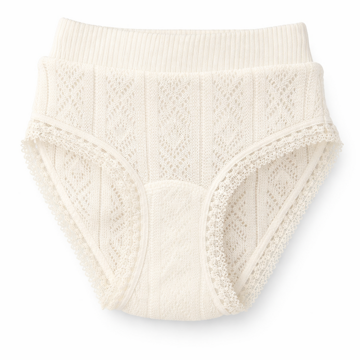 Perle gehaakt luierbroekje van Babidu in beige 