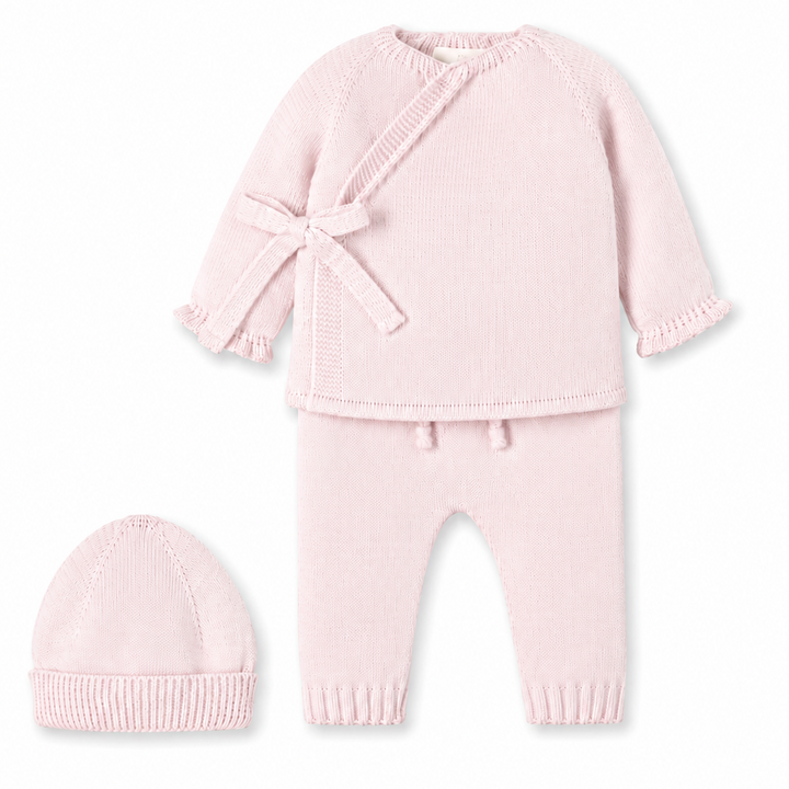 poederroze babypakje met overslag 3-delig gebreid met mutsje van Mac ilusion