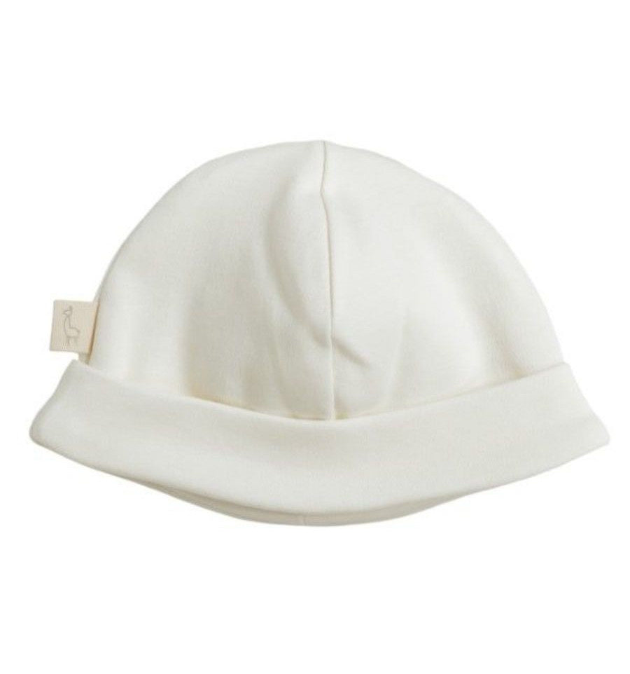 Basic katoen babymutsje van Baby Gi in offwhite