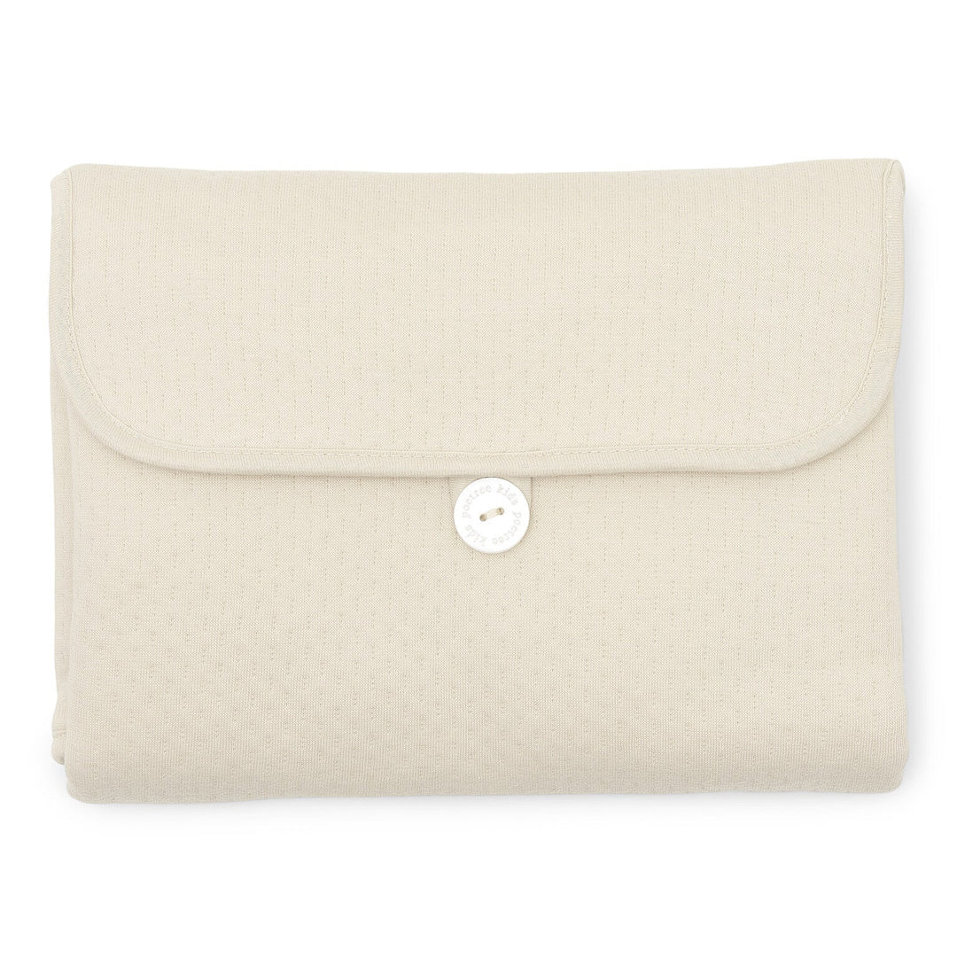 beige jersey katoenen verschoonmatje uit de little Voyager collectie van Poetree kids