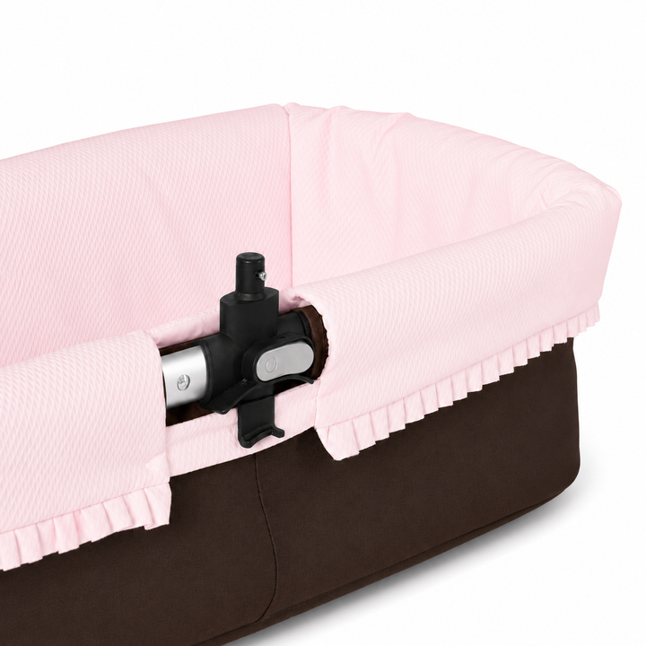 babyroze omrander in katoenen pique stof met ruffle bies