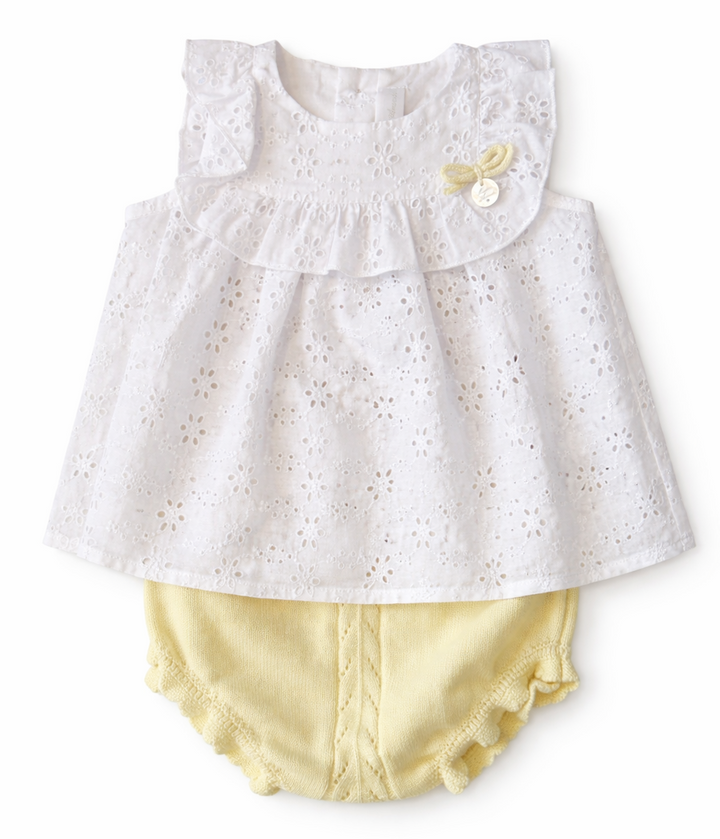Zomerse set met gebreide bloomer en broderie top van Martin Aranda 