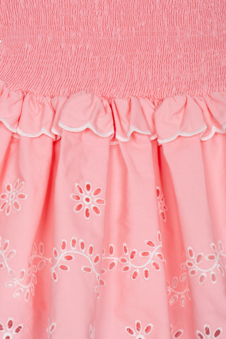 Details engels borduurwerk op Patachou meisjes rok
