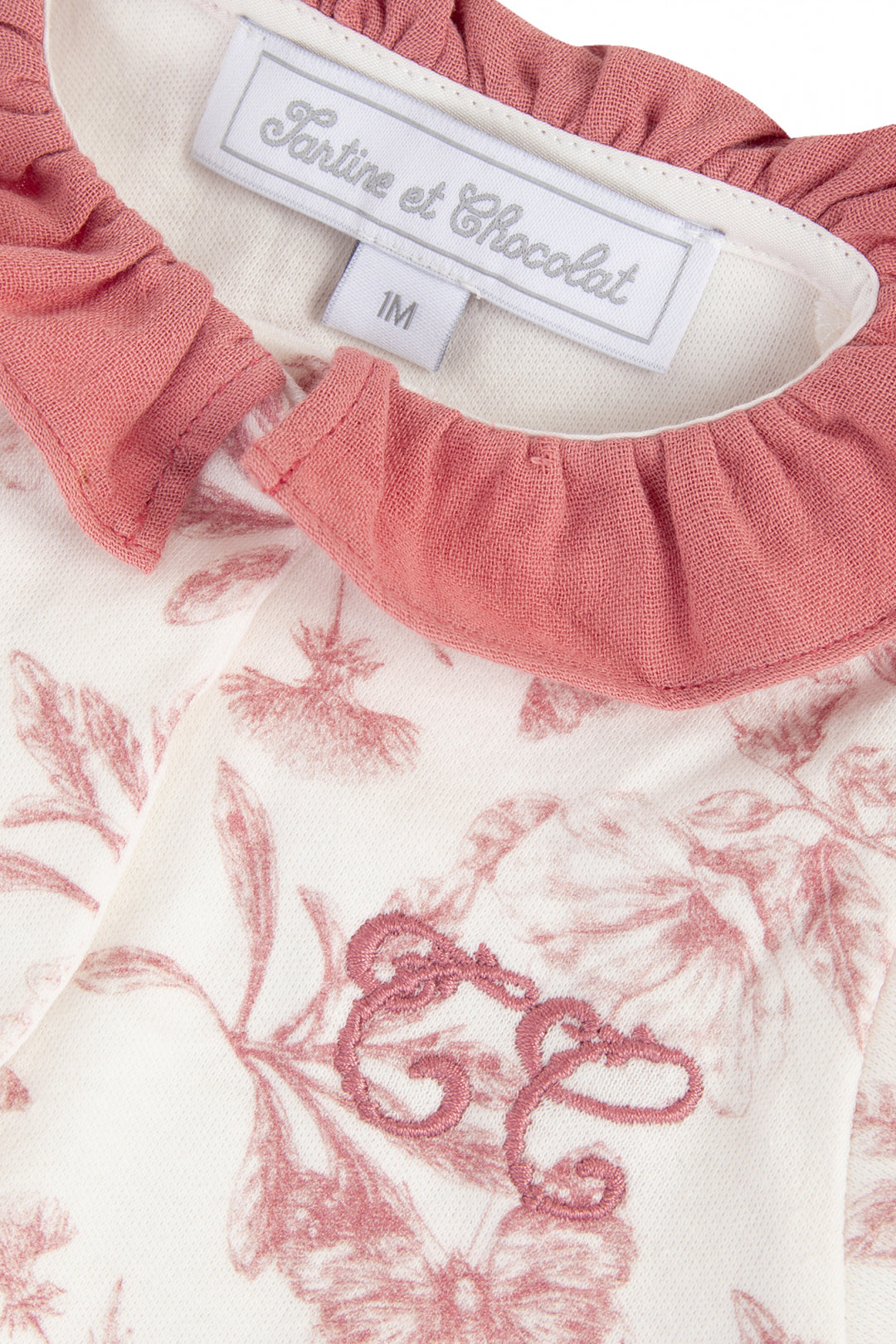 Tc logo op toile de jouy babypakje van het merk Tartine et Chocolat