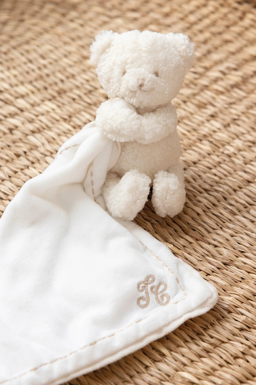 doudou teddybeer in beige, gaston van tartine et chocolat