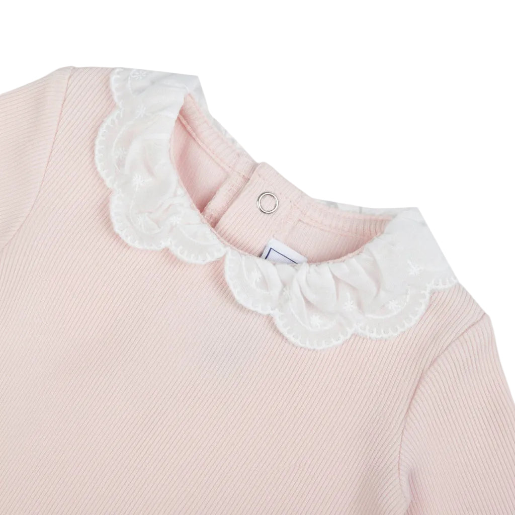 Broderie kraag op rib katoenen ts-hirt met lange mouwen in pale pink van tartine et chocolat 