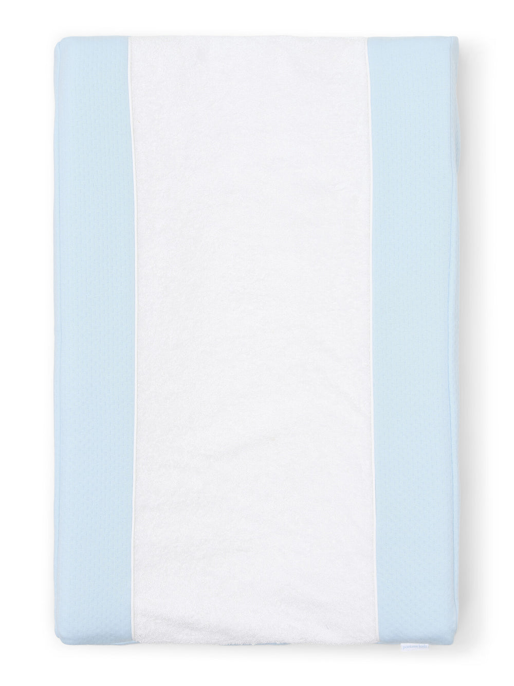 Aankleedkussenhoes in lichtblauw jersey katoen uit de Blue Dreams collectie van Poetree Kids