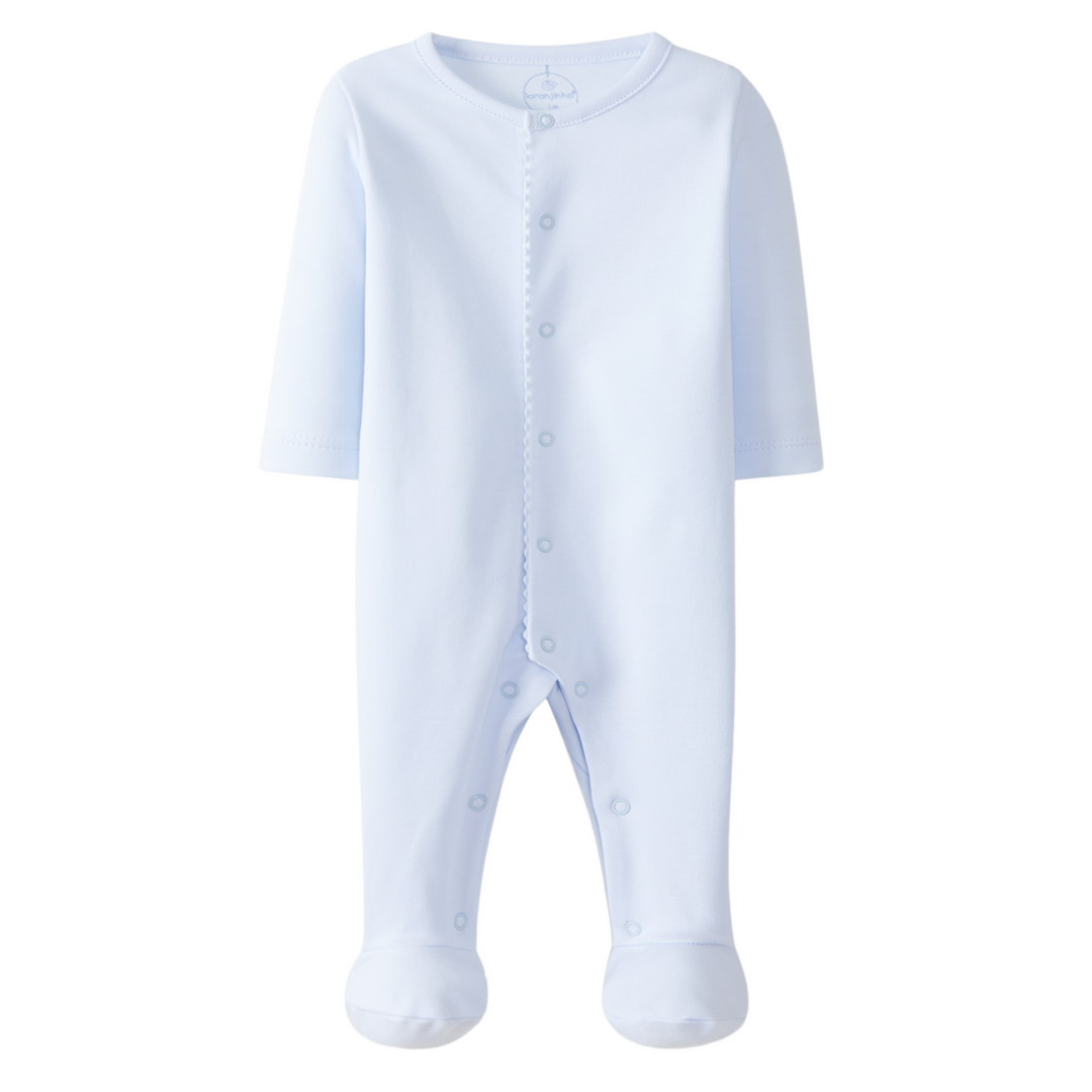 Lichtblauw babypakje met voetjes van het merk Laranjinha