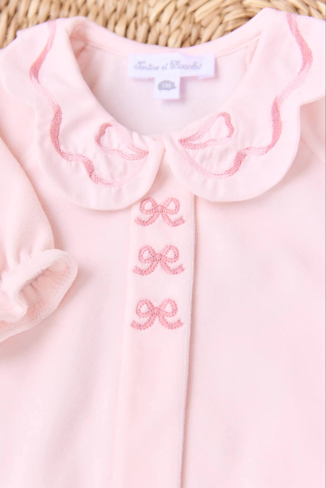 Babypakje strikken (pale pink) - Tartine et Chocolat