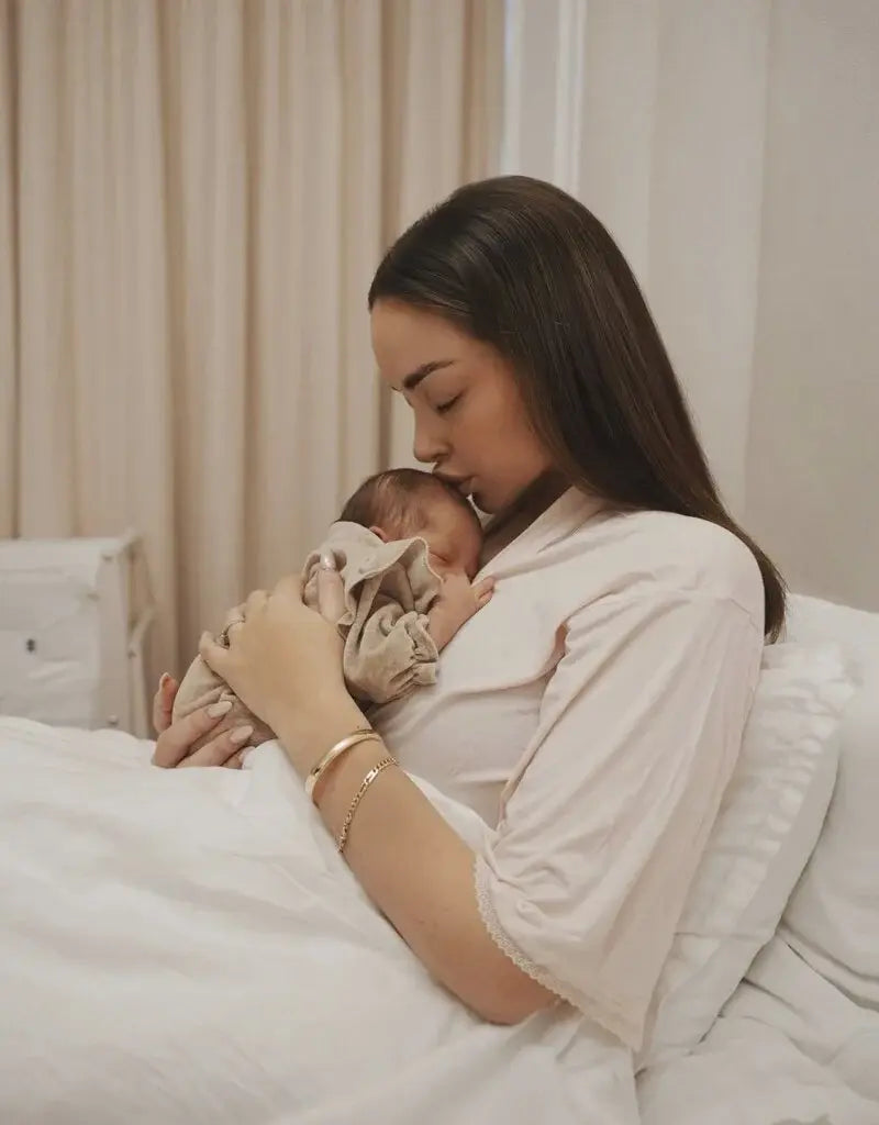 Babypakje velours ruffles (camel) - Poetree Kids