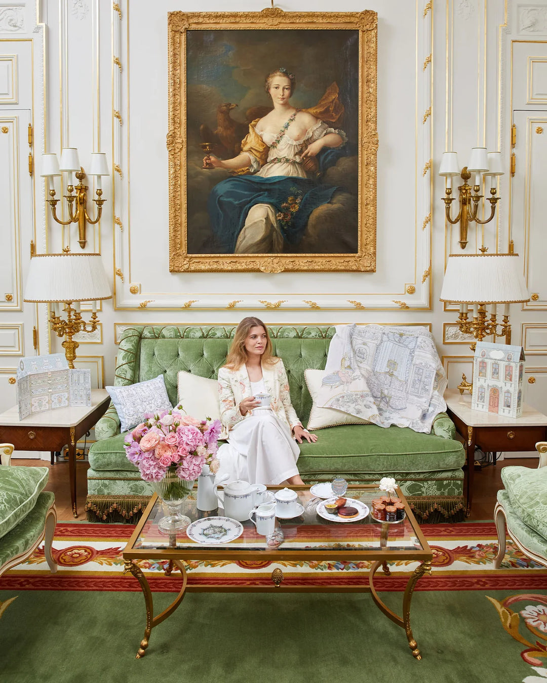 Carré French Bedroom - Atelier Choux