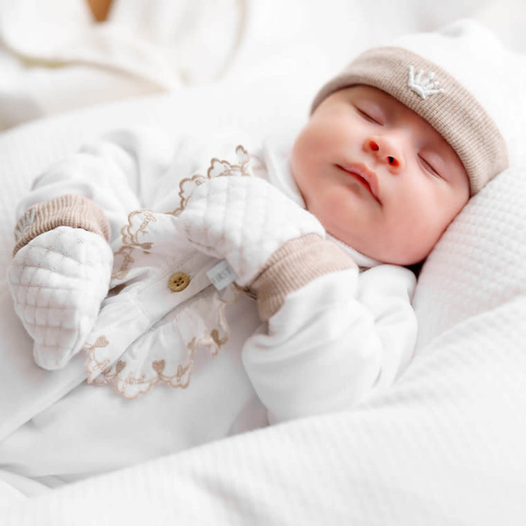 Mutsje wit/beige unisex - First (My First Collection)