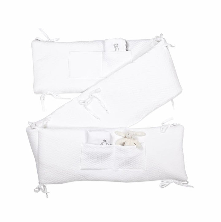 Box/Bedomrander Chevron White - Poetree Kids