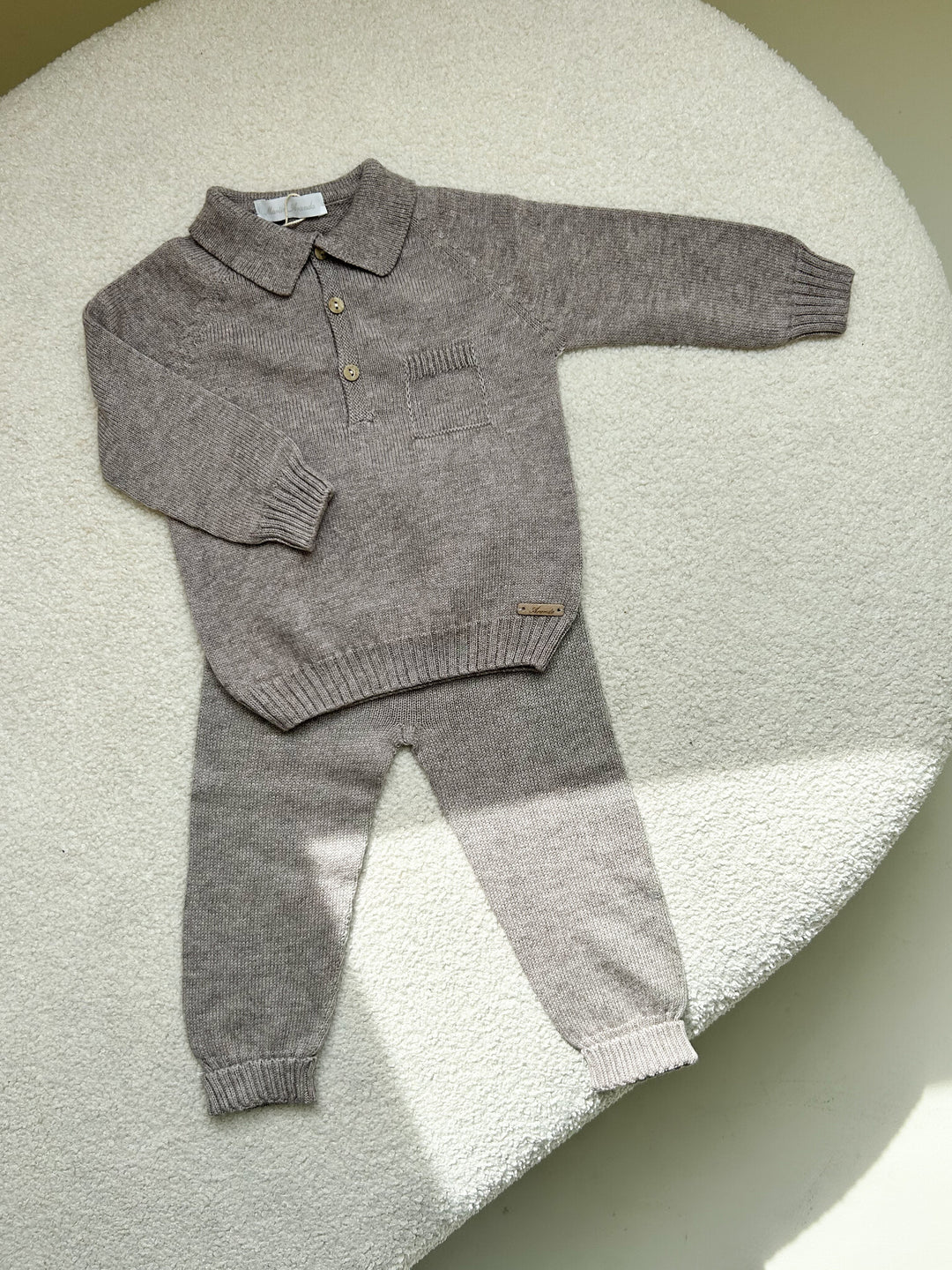 Broekje gebreide (taupe) - Marrtin Aranda