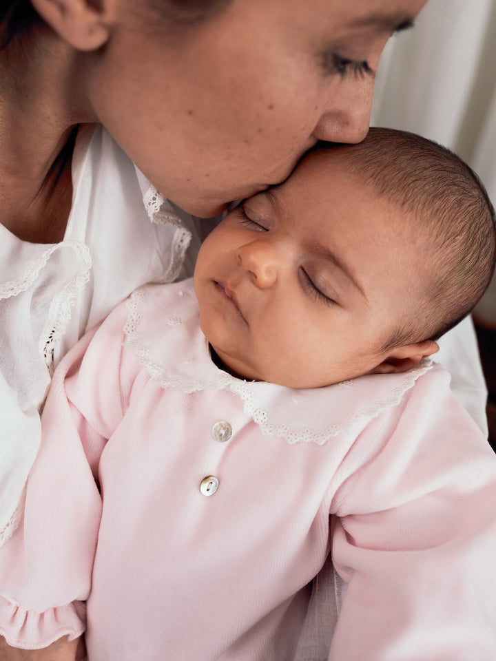 Babypakje broderie kraag (peach pink)