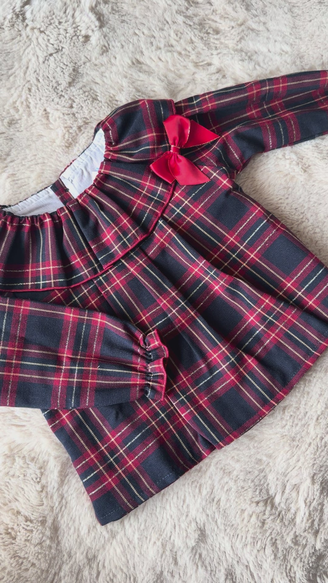 Mac Ilusion Tweedelige Tartan Set met Strik