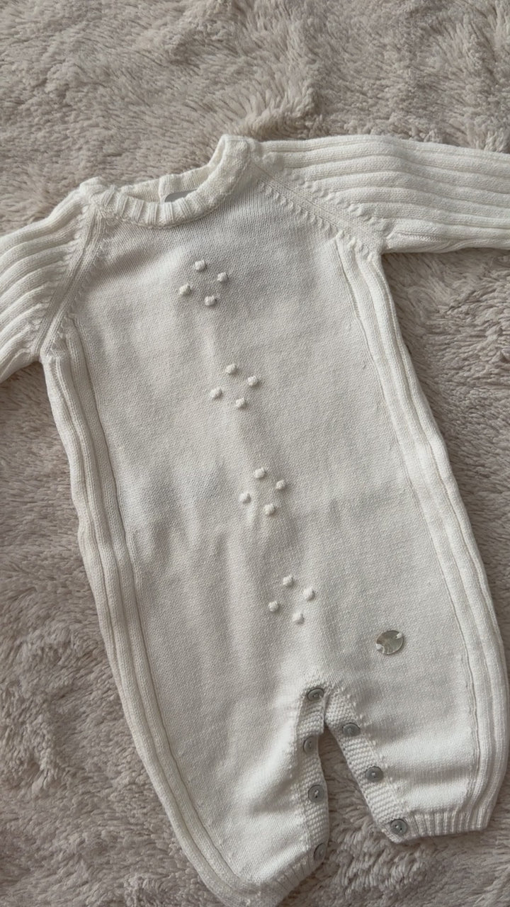 Unisex Gebreid Babypakje met Fijne Breidetails – Offwhite