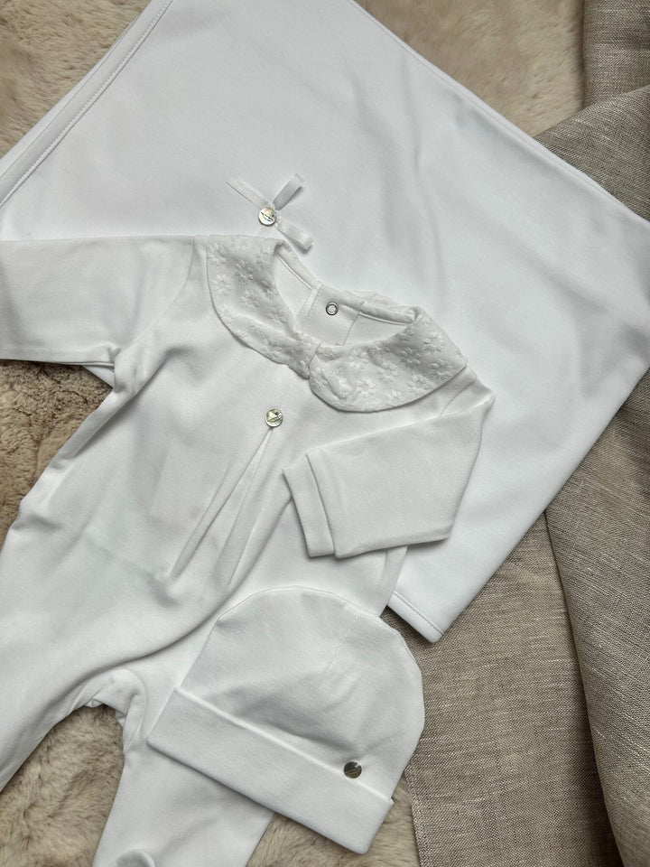 Babypakje broderie detail - Purete